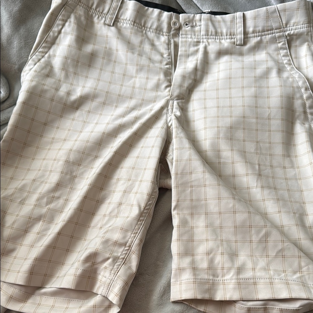 Nike Dri-FIT Cream Shorts